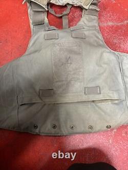 ARMY ACU DIGITAL BODY ARMOR PLATE CARRIER MADE WithKEVLAR INSERTS LARGE lot 1