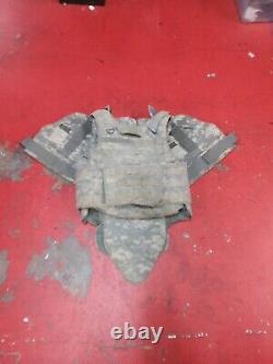 ARMY ACU DIGITAL BODY ARMOR PLATE CARRIER MADE WithKEVLAR INSERTS MEDIUM COMPLETE