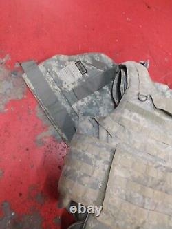 ARMY ACU DIGITAL BODY ARMOR PLATE CARRIER MADE WithKEVLAR INSERTS MEDIUM COMPLETE