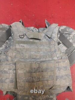 ARMY ACU DIGITAL BODY ARMOR PLATE CARRIER MADE WithKEVLAR INSERTS MEDIUM COMPLETE