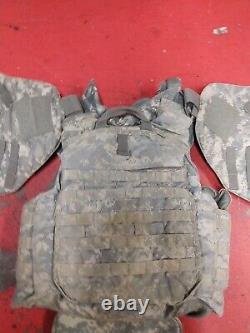 ARMY ACU DIGITAL BODY ARMOR PLATE CARRIER MADE WithKEVLAR INSERTS MEDIUM COMPLETE