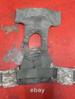 ARMY ACU DIGITAL BODY ARMOR PLATE CARRIER MADE WithKEVLAR INSERTS MEDIUM Lot 3