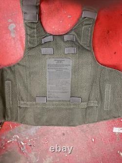 ARMY ACU DIGITAL BODY ARMOR PLATE CARRIER MADE WithKEVLAR INSERTS Small lot 4