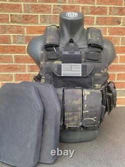 Black Multicam Tactical Vest Plate Carrier With 2 10x12 Curved Lvl 4 Plates/ Sides