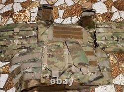 Body armor vest with plates
