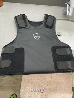 Safe Life Defense Concealable Multi Threat Vest With Plate Level III3A