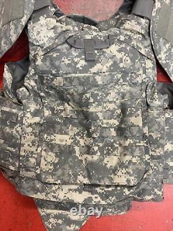 Army Acu Digital Bod Armor Plate Transporteur Made Withkevlar Inserts L/l Complete