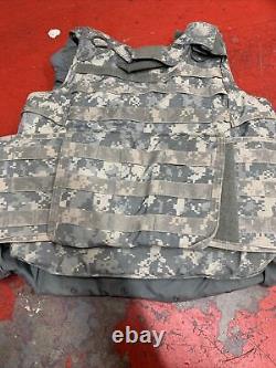 Army Acu Digital Body Armor Plate Transporteur Made Withkevlar Inserts Moyenne Lot 3