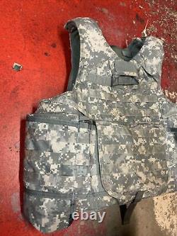 Army Acu Digital Corps Armor Plate Transporteur Made Withkevlar Inserts Medium